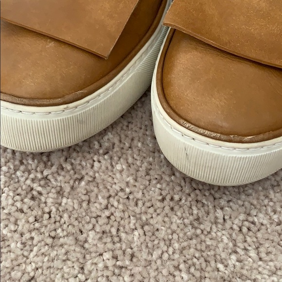 Leather Stuart Weitzman slip-ons: size 8 - Picture 6 of 6